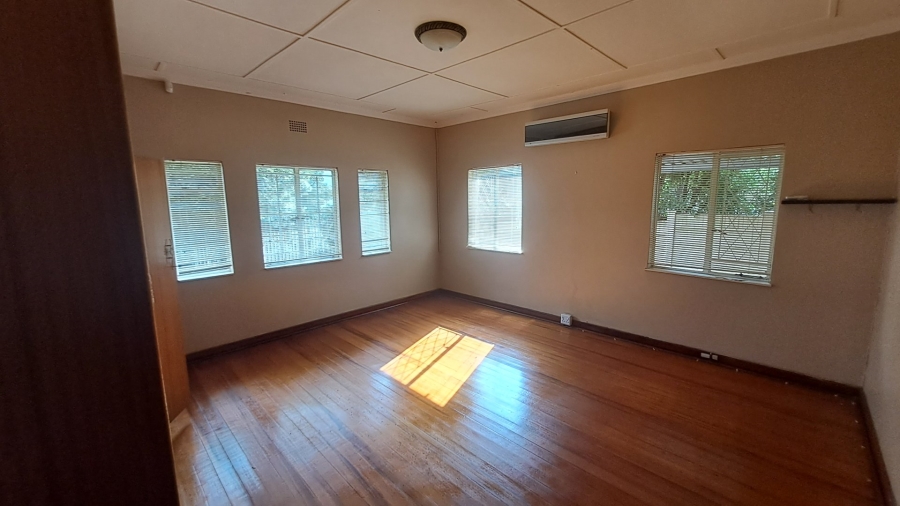 5 Bedroom Property for Sale in Westdene Free State